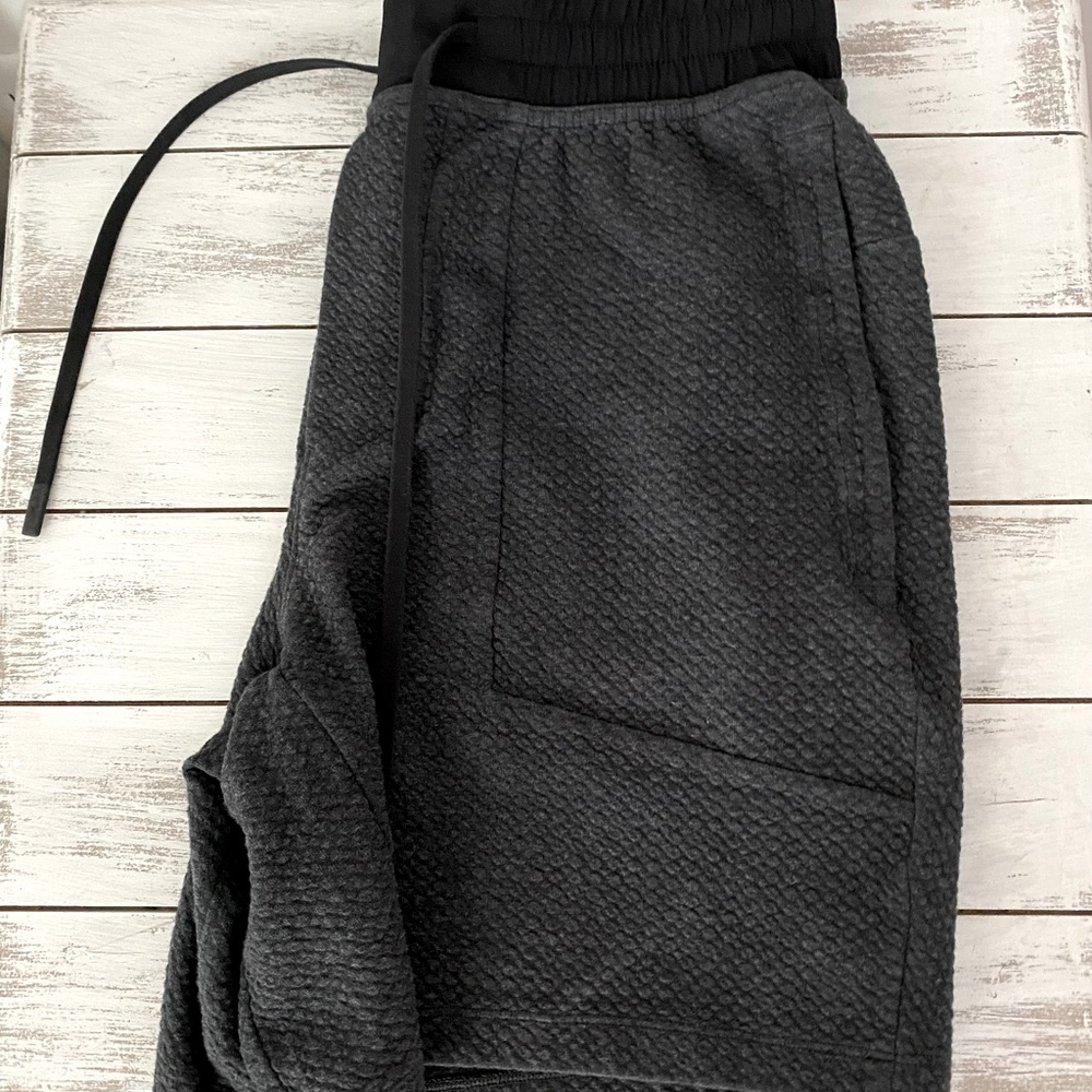Lululemon Mens Athletic Shorts